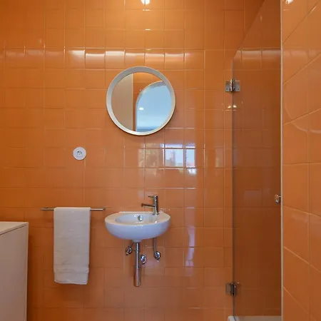 Republica Flat